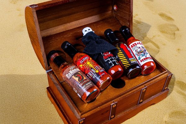 The Salty Sombrero happy hour drinks and appetizers